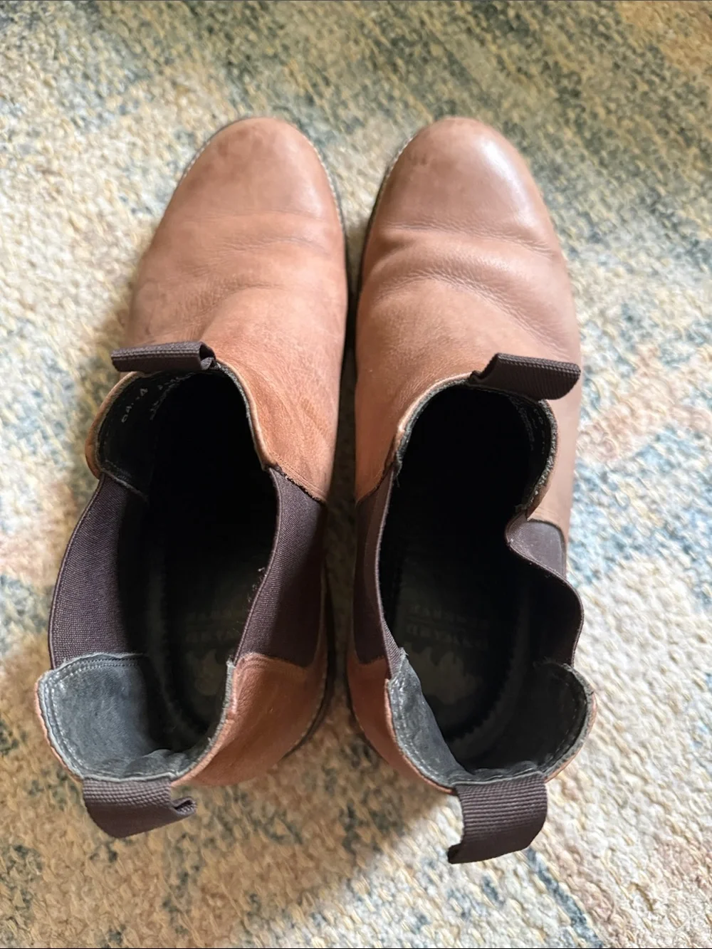 Men's Tan Leather Chukka Boots with Elastic Side Panels